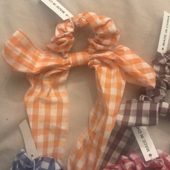 7 Hair scrunchie with bow - Picture 2 of 4